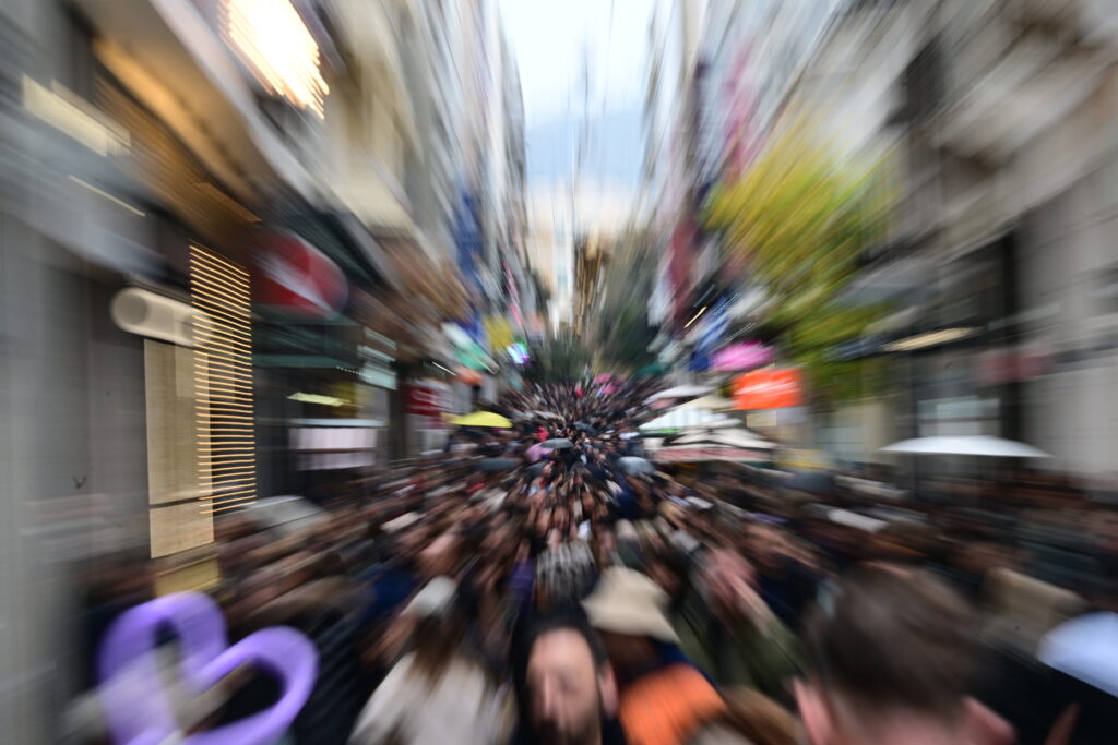 ΕΛΣΤΑΤ: Βουτιά 5