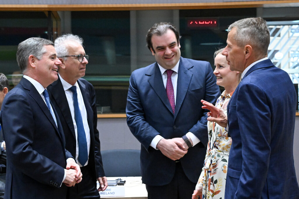 Η Αθήνα «δίνει μαθήματα» στο Βερολίνο: «Περιζήτητος σύμβουλος» ο Κυριάκος Πιερρακάκης σύμφωνα με τη Handelsblatt