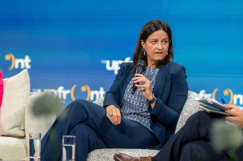 Νίκη Κεραμέως: «Η ισότητα να μην μένει μόνο στη θεωρία» – «Προγράμματα στήριξης για άνεργες γυναίκες και άτομα με αναπηρία»