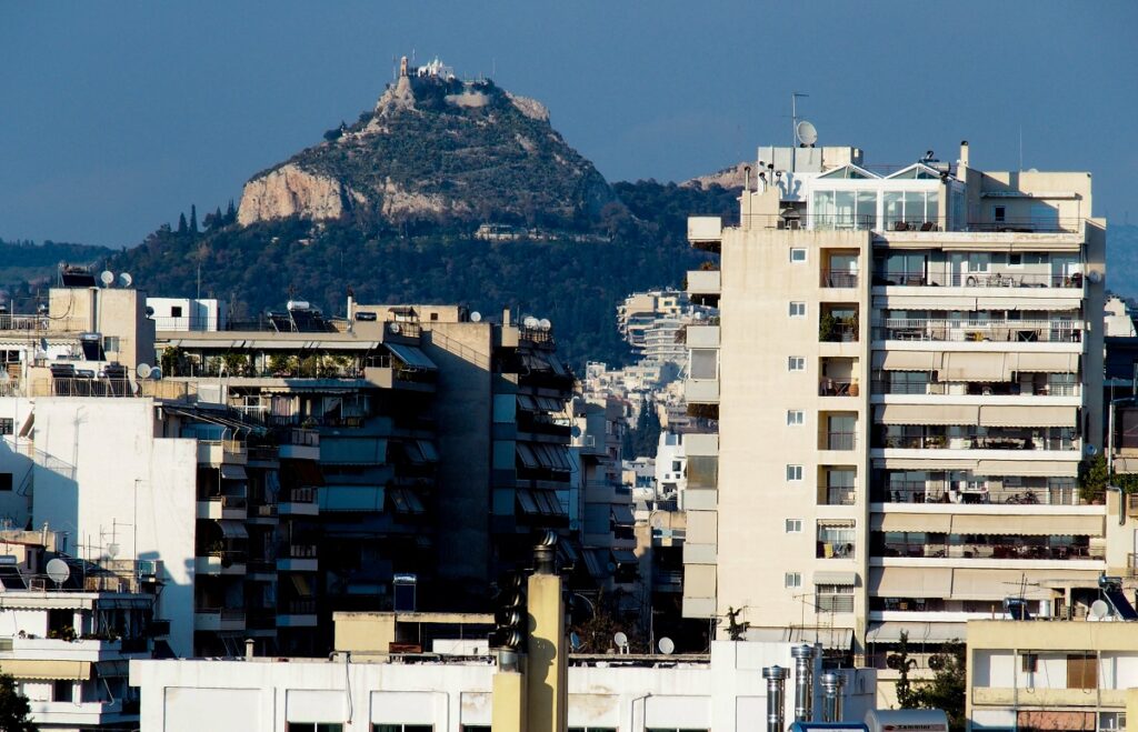 Στεγαστικό: Το σχέδιο της κυβέρνησης για να βγουν στην αγορά δεκάδες χιλιάδες κατοικίες