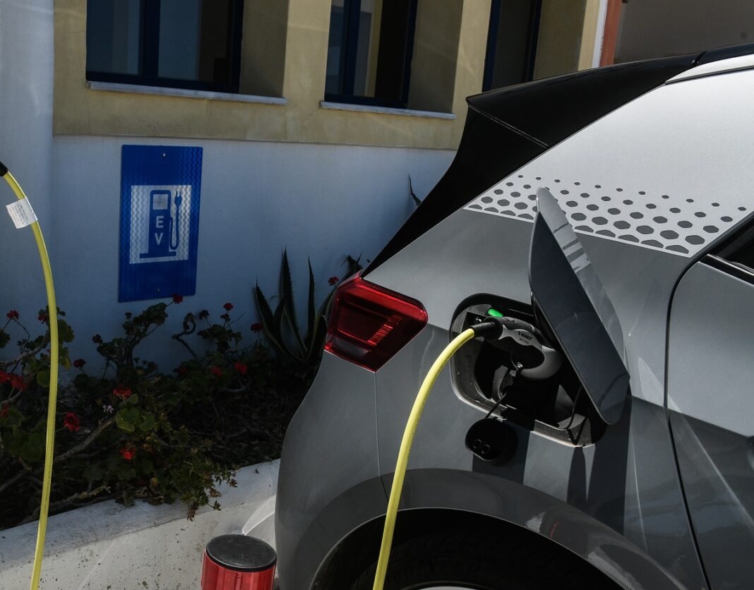 autokinito ilektriko