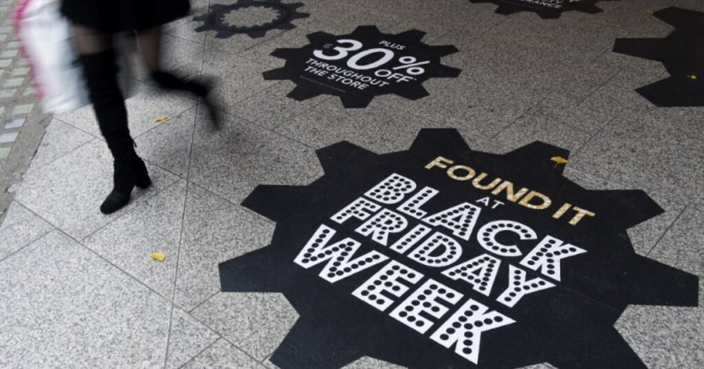 Έρευνα ΕΥ Ελλάδος: Αυξημένη η πρόθεση των Ελλήνων καταναλωτών για αγορές την Black Friday