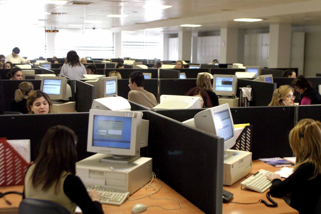 Συμβούλιο της Επικρατείας: «Κρίνεται» η επιστροφή του 13ου και 14ου μισθού – Αύριο η πιλοτική δίκη για τους δημόσιους υπαλλήλους