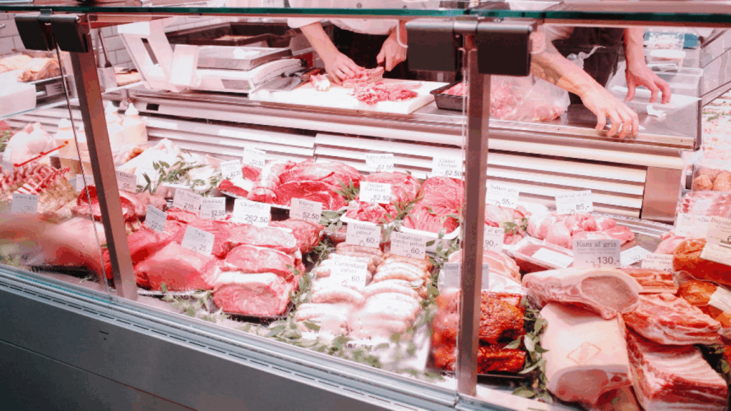 Στα χνάρια του… χρυσού η τιμή στο μοσχαρίσιο κρέας: Αυξήθηκε 55% σε δύο χρόνια (Βίντεο)