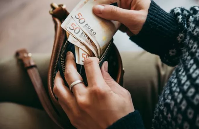 Υπουργείο Εργασίας: Οι δικαιούχοι πληρωμών από τον e-ΕΦΚΑ και τη ΔΥΠΑ έως τις 24 Οκτωβρίου