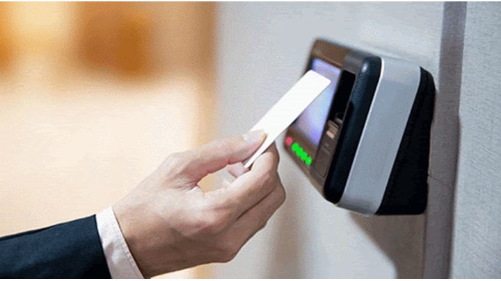 Ψηφιακή Κάρτα Εργασίας: Αυτοί είναι οι νέοι κλάδοι στους οποίους επεκτείνεται η πλήρης εφαρμογή της